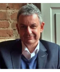 sam-vaknin-selfie